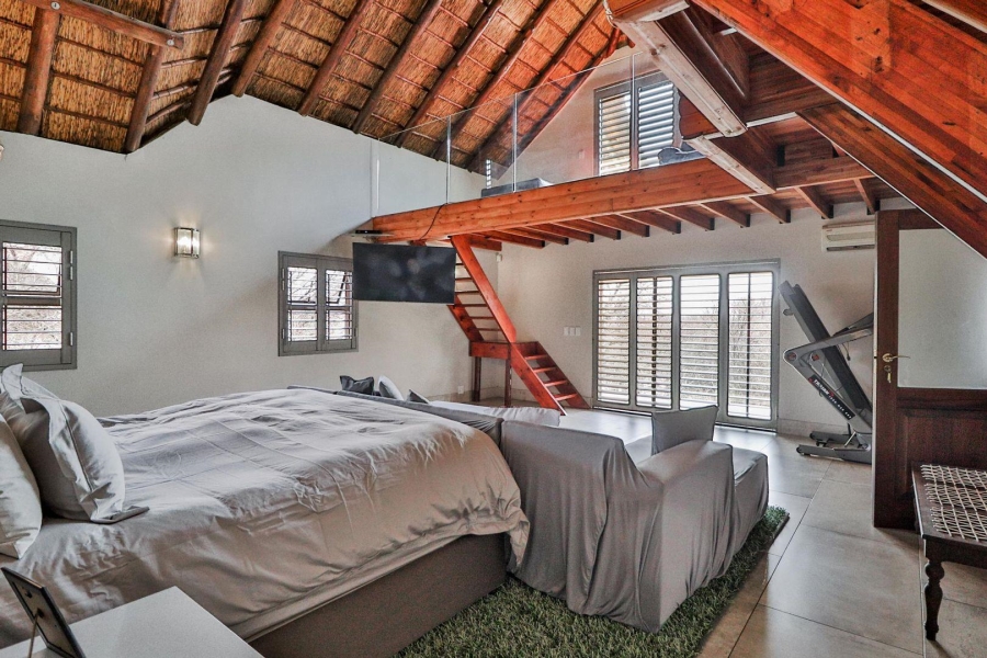 4 Bedroom Property for Sale in Boschenvaal River Front Lodges Free State